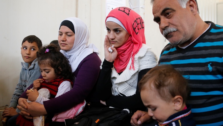 عائلة سورية لاجئة في لبنان